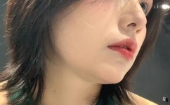 别乱动不然疼的是你